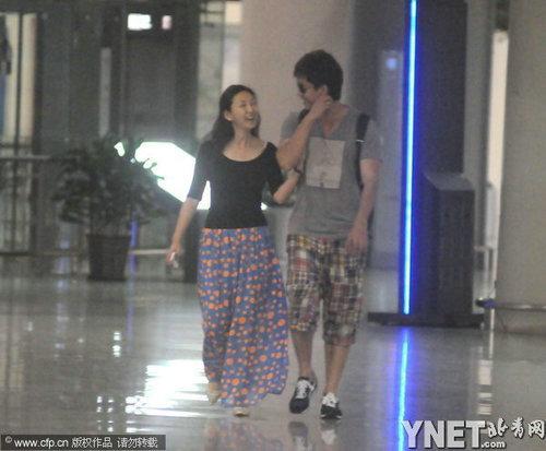 扒娱圈小三现状：杨子晴出柜 张子萱开网店