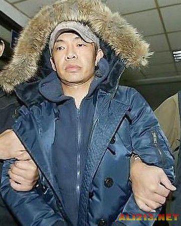 46岁尹姓歌手吸毒被北京警方查获 揭被吸毒毁掉的明星