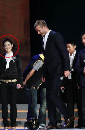 高晓松晒与泰勒合影遭调侃 盘点娱乐圈史上最穿越的合影 高晓松晒与泰勒合影遭调侃 盘点娱乐圈史上最穿越的合影