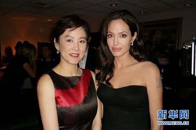 高晓松晒与泰勒合影遭调侃 盘点娱乐圈史上最穿越的合影 高晓松晒与泰勒合影遭调侃 盘点娱乐圈史上最穿越的合影