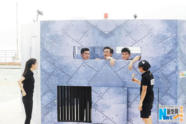 谢娜加盟跑男3上演科幻大片 邓超变洗车小弟 谢娜加盟跑男3上演科幻大片 邓超变洗车小弟