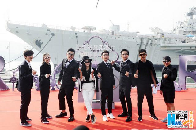 谢娜加盟跑男3上演科幻大片 邓超变洗车小弟 谢娜加盟跑男3上演科幻大片 邓超变洗车小弟