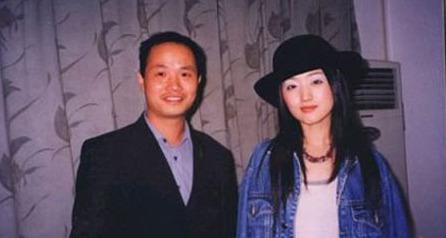 杨钰莹晒旅行照 隐退10年曾被包养3年堕胎4次?