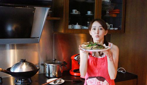 娱圈阔太生活风生水起 炫富炫朋友圈拉仇恨 娱圈阔太生活风生水起 炫富炫朋友圈拉仇恨