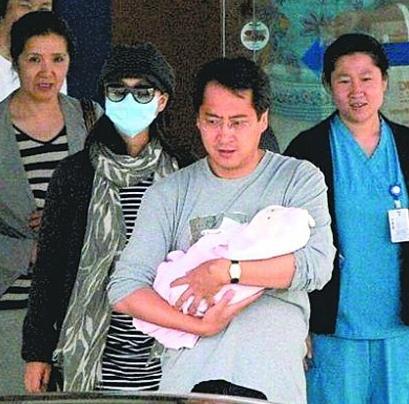 娱圈阔太生活风生水起 炫富炫朋友圈拉仇恨 娱圈阔太生活风生水起 炫富炫朋友圈拉仇恨