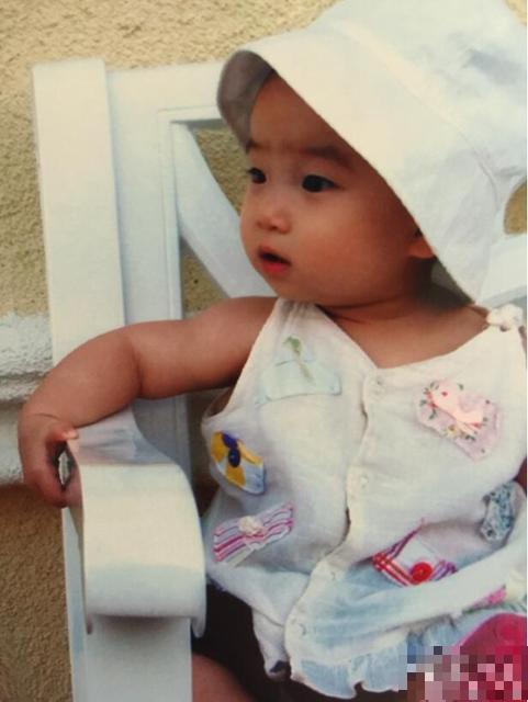 高晓松女儿八岁生日 前妻晒成长纪录 高晓松女儿八岁生日 前妻晒成长纪录