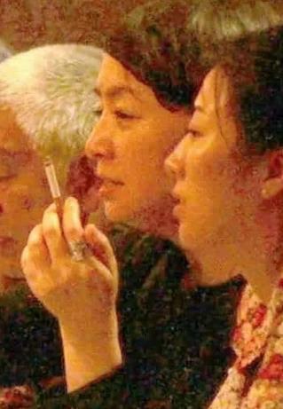 女神中的老烟枪！神仙姐姐刘亦菲老练 娘娘孙俪霸气侧漏