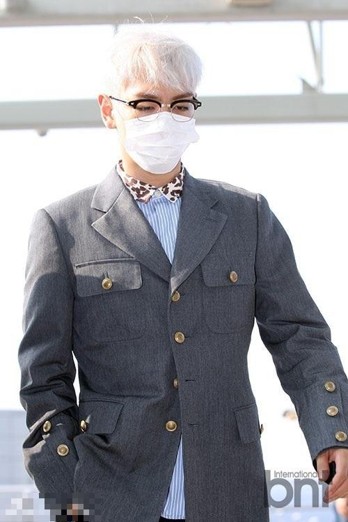 中韩男神口罩遮面 挡也挡不住的帅气