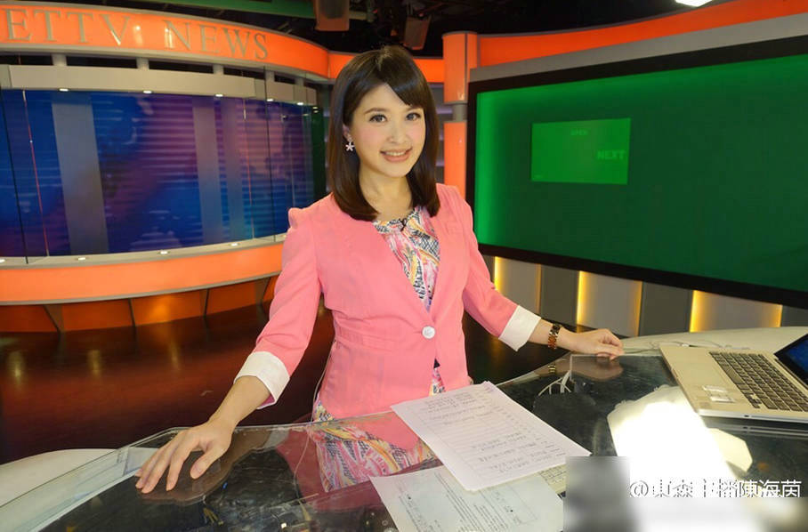 直播事故！细数美艳主播豪放瞬间：穿比基尼抛双峰满足网友