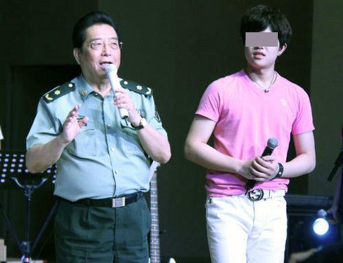 “星二代”丑闻一箩筐 房祖名柯震东吸毒被抓 “星二代”丑闻一箩筐 房祖名柯震东吸毒被抓