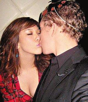 “星二代”丑闻一箩筐 房祖名柯震东吸毒被抓 “星二代”丑闻一箩筐 房祖名柯震东吸毒被抓