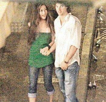 “星二代”丑闻一箩筐 房祖名柯震东吸毒被抓 “星二代”丑闻一箩筐 房祖名柯震东吸毒被抓