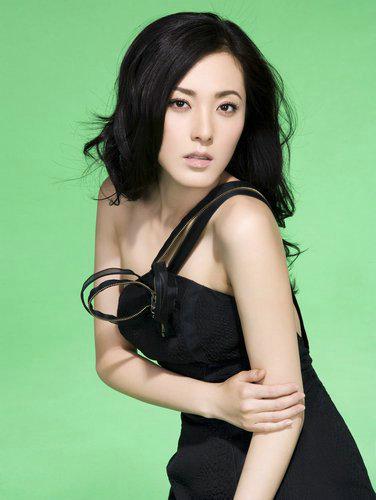 图揭中戏花旦情史 汤唯闪嫁韩导演被指小三