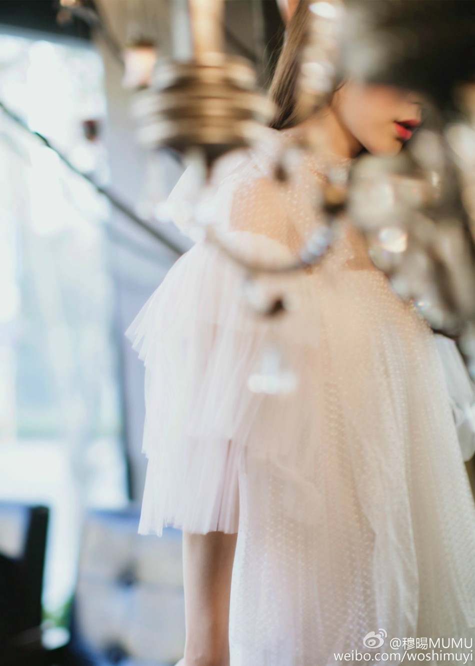 组图:青岛大学校花晒唯美写真 被赞校园美少女