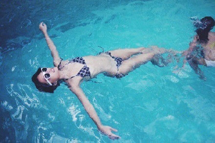 陈奕迅女儿泳装照曝光 十大美貌星二代