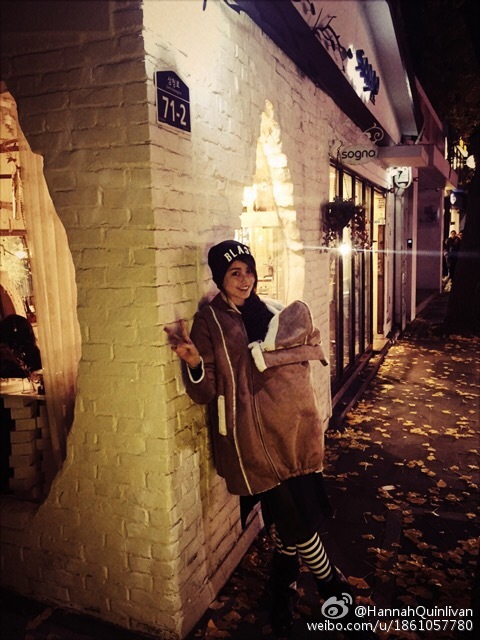 周杰伦昆凌爱女正面照曝光 长睫毛抢镜