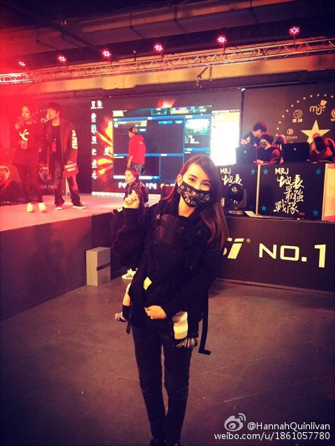 周杰伦昆凌爱女正面照曝光 长睫毛抢镜