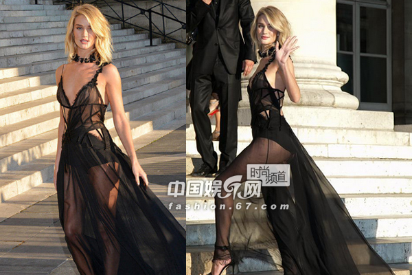 欧美女星大尺度透视装：卡戴珊巨乳惊人 C罗女友身材劲爆