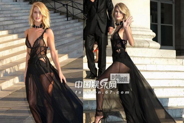 欧美女星大尺度透视装:卡戴珊巨乳惊人 C罗女友身材劲爆 欧美女星大尺度透视装:卡戴珊巨乳惊人 C罗女友身材劲爆