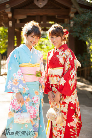组图：日本嫩模久松郁实穿美艳和服迎接成人礼