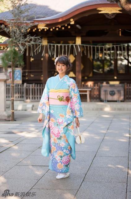 组图：日本嫩模久松郁实穿美艳和服迎接成人礼