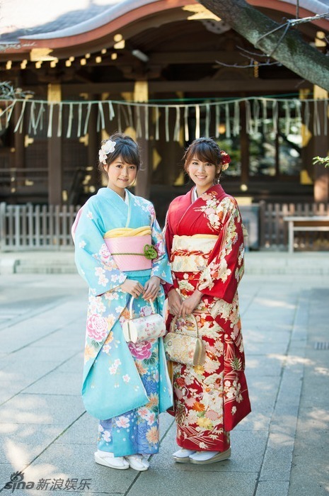 组图：日本嫩模久松郁实穿美艳和服迎接成人礼