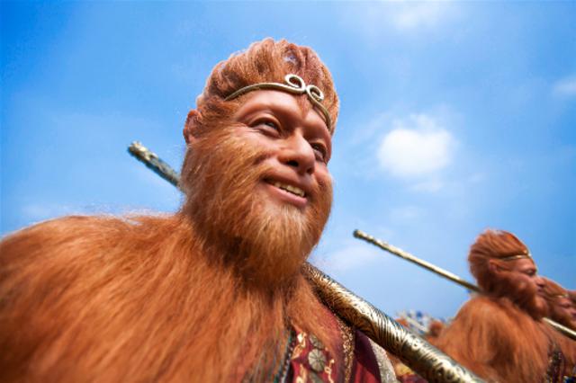 《三打》百尊金猴冲向全国 1:1还原孙悟空将引爆春节