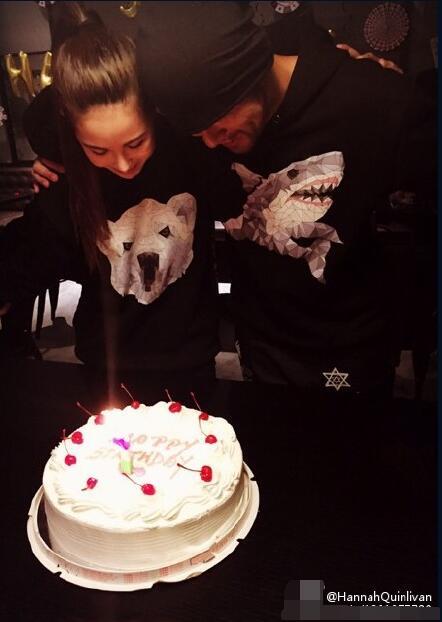 昆凌晒周杰伦生日会照秀恩爱：主题叫我爱Jay