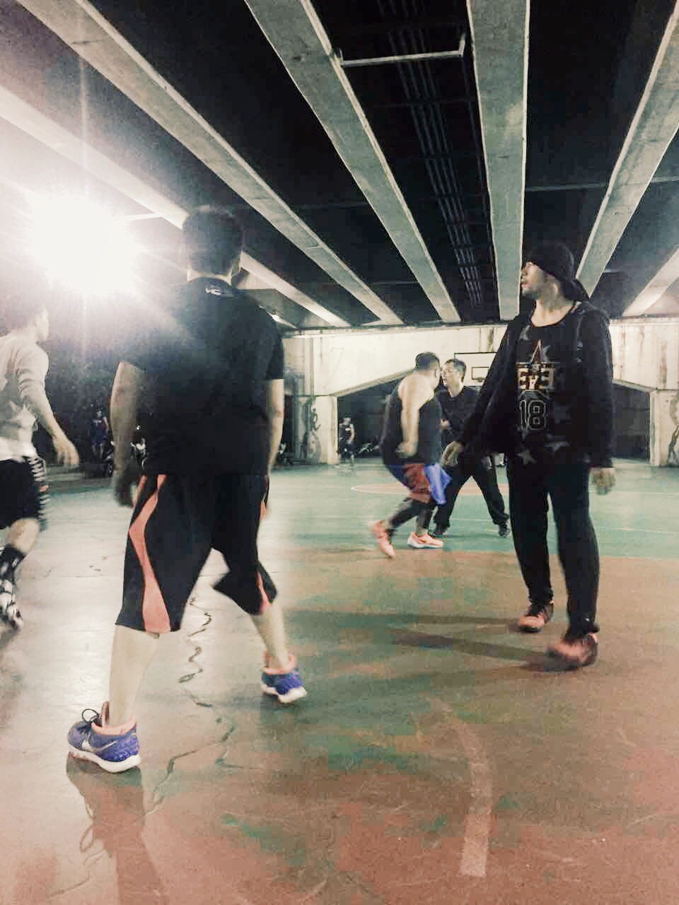 昆凌晒周杰伦生日会照秀恩爱：主题叫我爱Jay