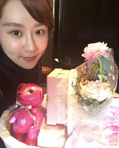 杨紫大眼长睫毛惹人羡 半颜照却撞脸了杨幂