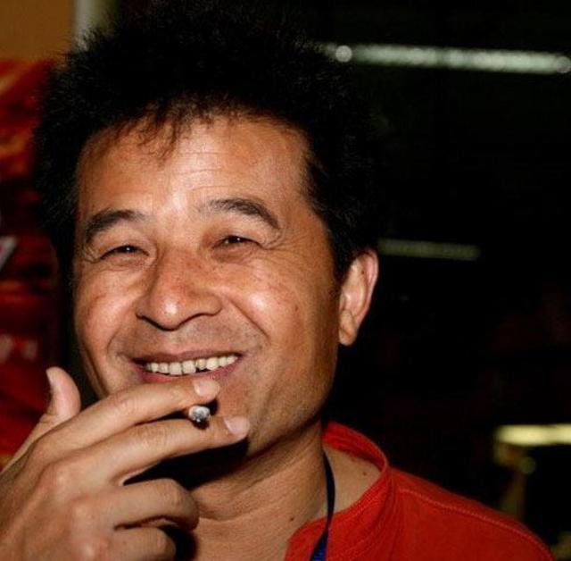 曝毕福剑混乱私生活：甩娇妻 包小三 搞外遇