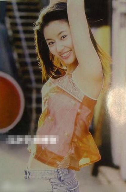 林心如15年前性感照曝光 获赞不老女神
