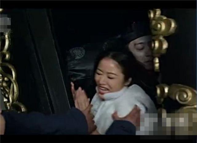 乱伦野战恋尸 揭让人吃不消的女星激情戏
