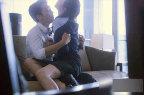 女星大尺度激情床戏：刘亦菲床上彪悍吓坏男星