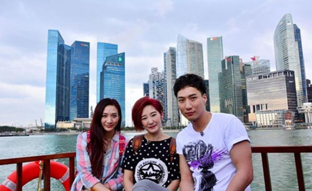 揭单亲妈妈心酸事 杨思琦为养女儿沦为啤酒妹 揭单亲妈妈心酸事 杨思琦为养女儿沦为啤酒妹