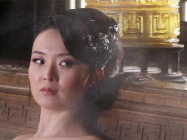 激情戏不用替身 揭露点惨被拍的美艳女星(图)