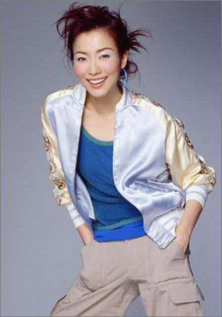 香港富三代男星和男友结婚 盘点公开出柜明星