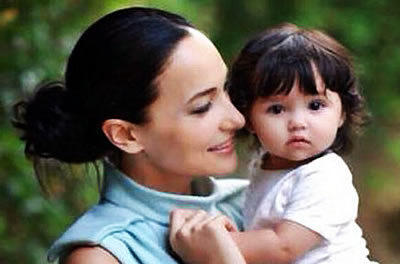 明星们家高颜值混血：立威廉女儿五国混血