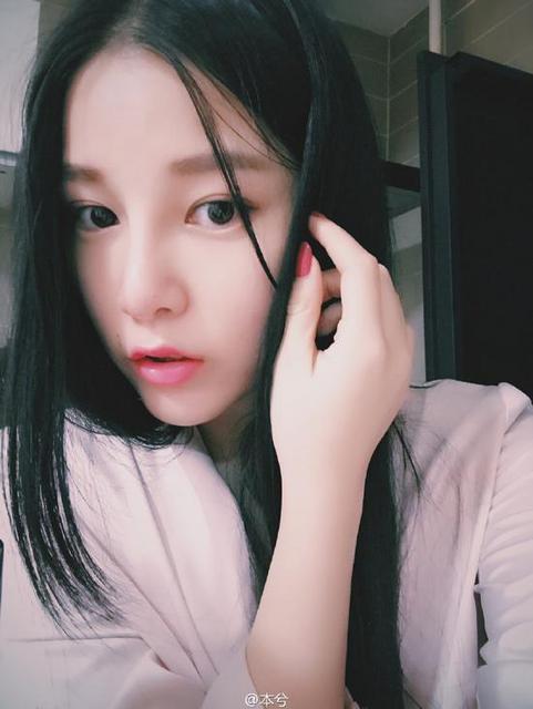 22岁女歌手本兮逝世 年纪轻轻却去世的女明星