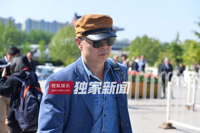 组图：杨洁追悼会举行 六小龄童徐少华等现身