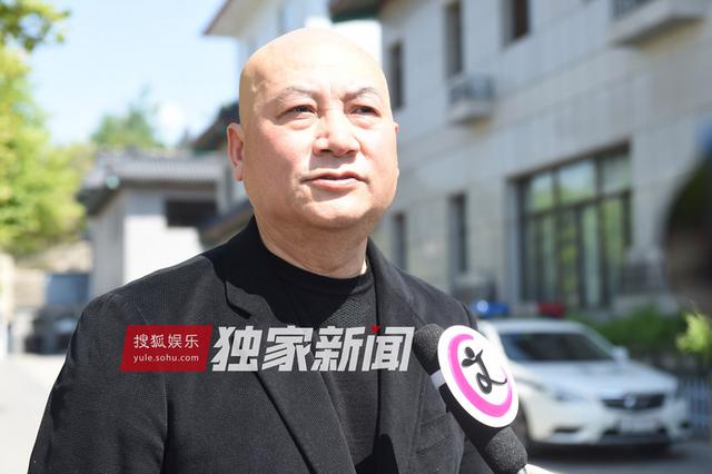 组图：杨洁追悼会举行 六小龄童徐少华等现身