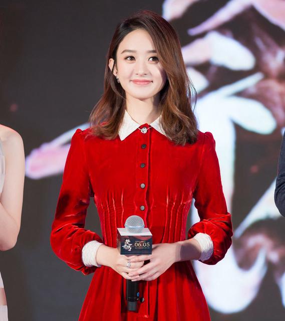 仿佛打了10支玻尿酸！这些年女星的下巴都是迷