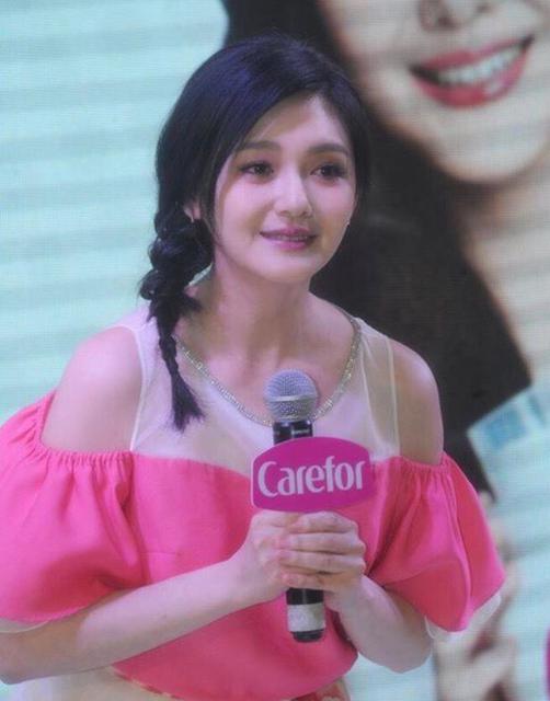 仿佛打了10支玻尿酸！这些年女星的下巴都是迷