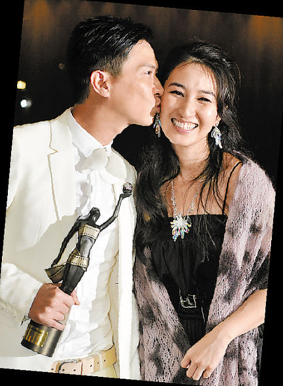 关咏荷两度流产不会再追生 否认与张家辉传婚变