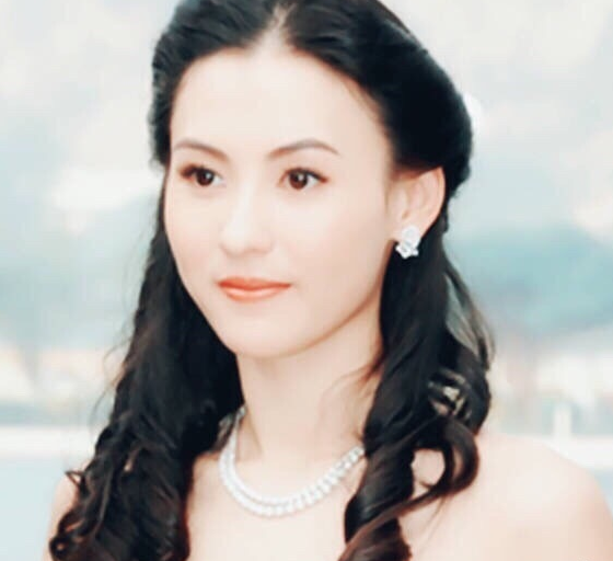 张柏芝美艳婚纱照曝光