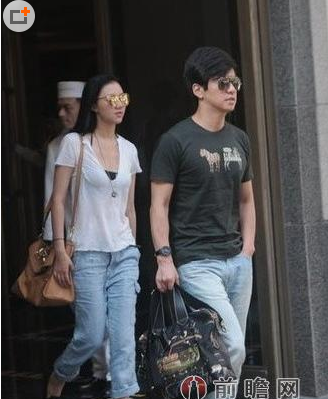 李健被曝出轨 背着妻子与韩雯雯有地下情