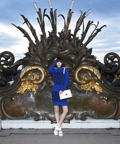 《美女诞生》韩艺瑟BOBO头写真秒变少女