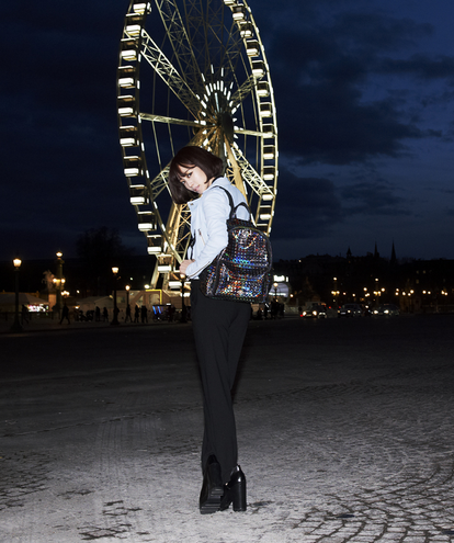 《美女诞生》韩艺瑟BOBO头写真秒变少女