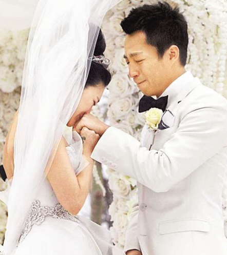 曝明星洞房夜奇葩糗事 侯佩岑激战15小时(图)