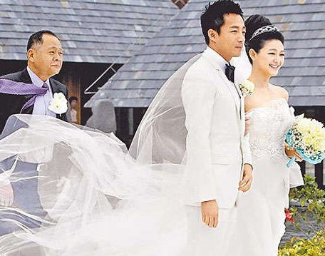 曝明星洞房夜奇葩糗事 侯佩岑激战15小时(图)